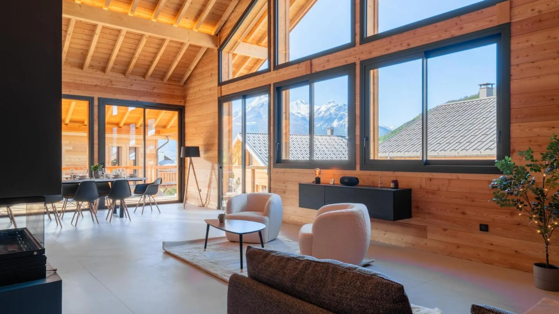 Chalet For Friends Luxe Et Spa Briancon  France