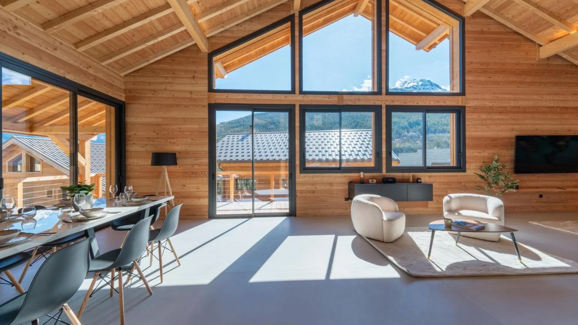 Chalet For Friends Luxe Et Spa Briancon  France